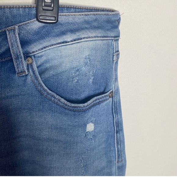 KanCan Mid Rise Distressed Exposed Button fly Flare jeans light wash size 31 - Picture 7 of 13